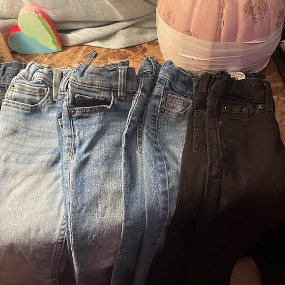 Jeans - Picture 2 of 3